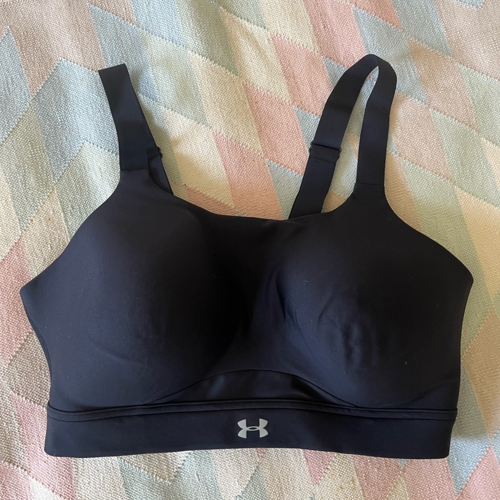BNWT Under Armour High Impact Sports Bra